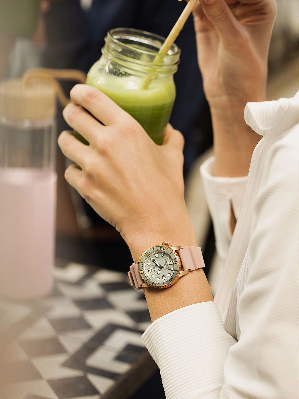 CITIZEN Mod. EO2023-00A-2