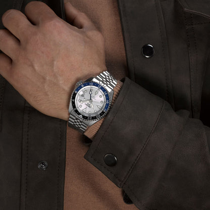 SEIKO 5 WATCHES Mod. SSK033K1-4